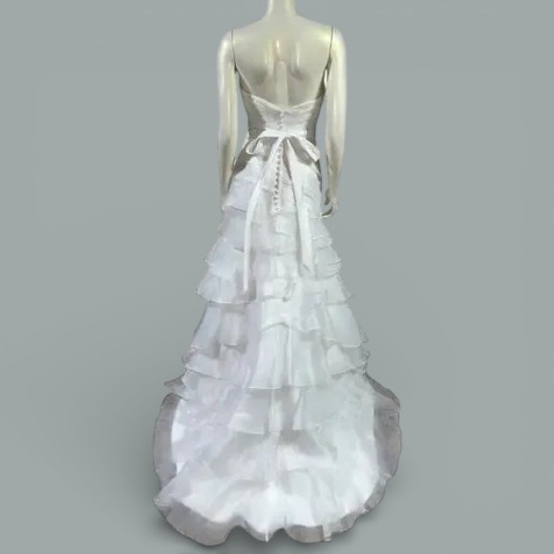 Allure Bridal P840 White A-Line Wedding Strapless Tiered Size 8 $1700 Retail