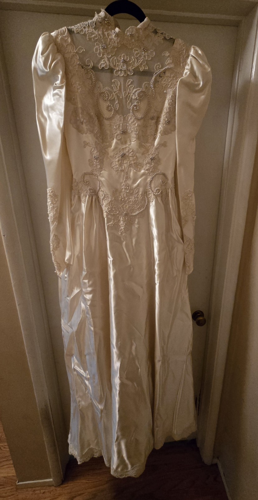 Vintage Ivory Satin Lace Long Sleeve High Neck A-Line Full-Length Wedding Dress