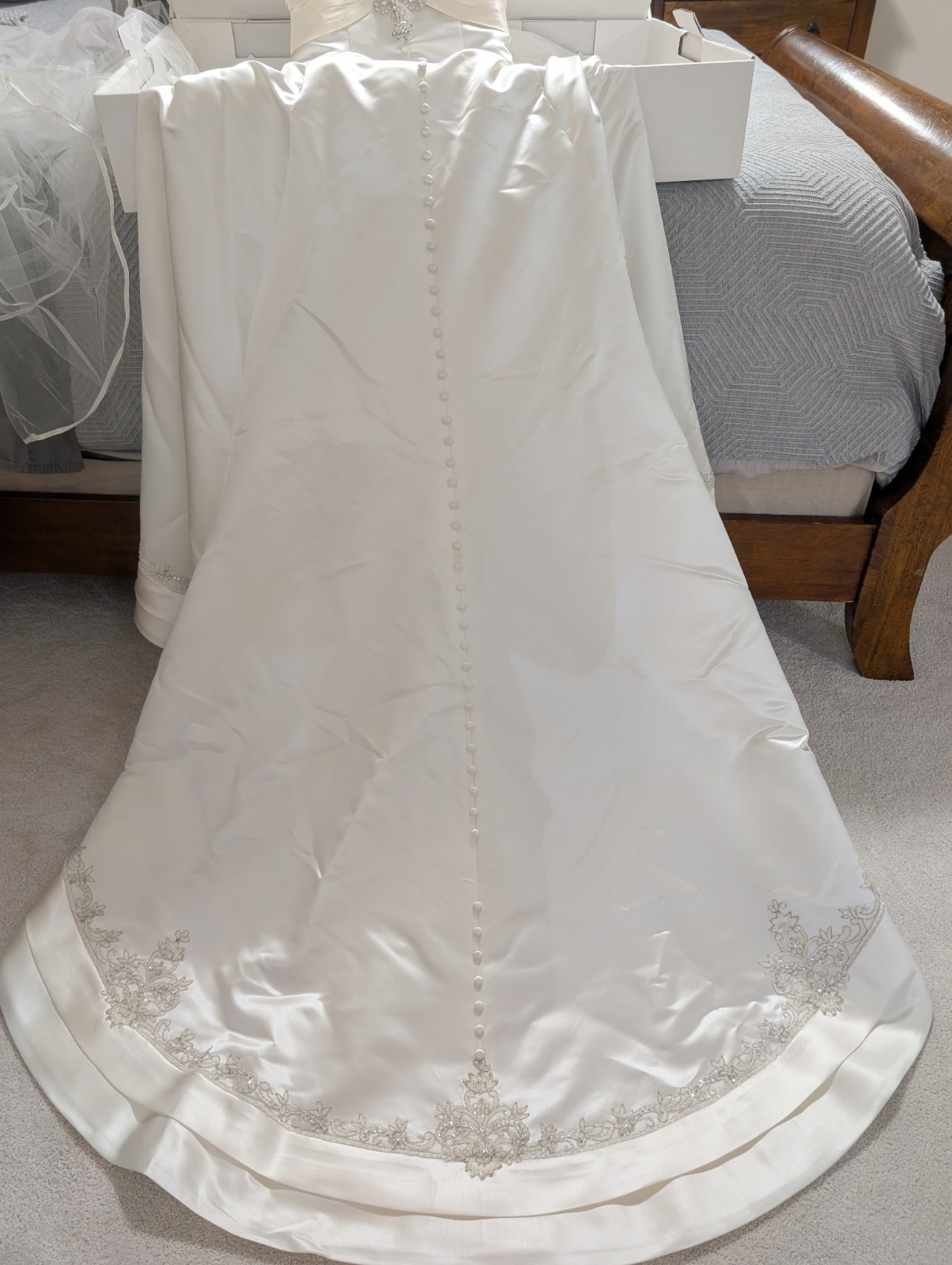 casablanca bridal wedding dress