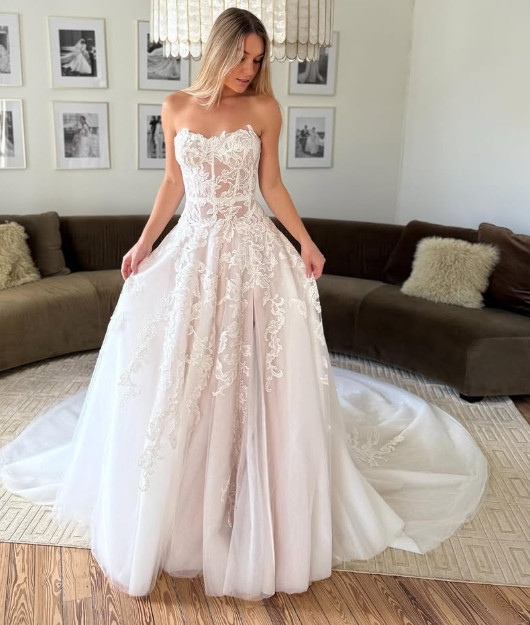 Blush Pink Wedding Dresses Sweetheart Lace Appliques Sweep Train Bridal Gowns