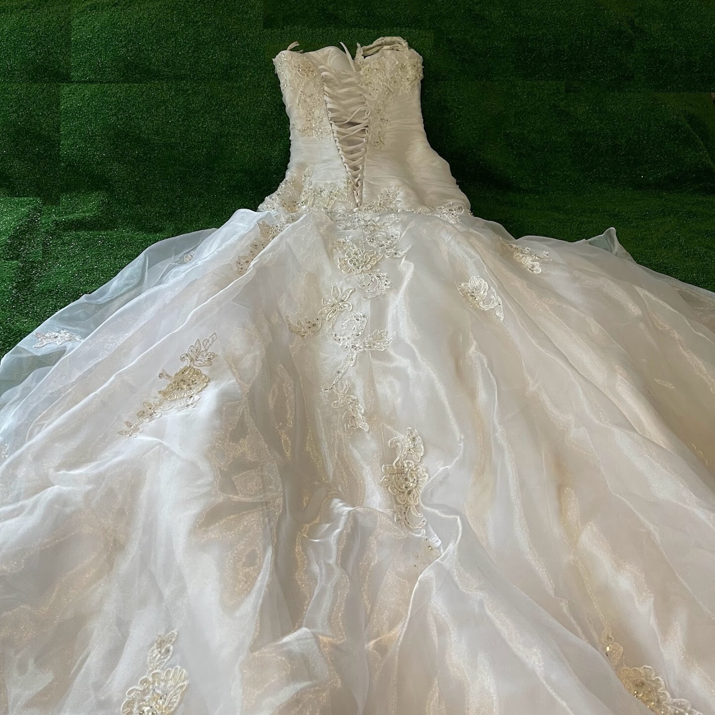 Maggie Sottero Haute Couture Imperial Gown Off Shoulder Wedding Dress Size 0