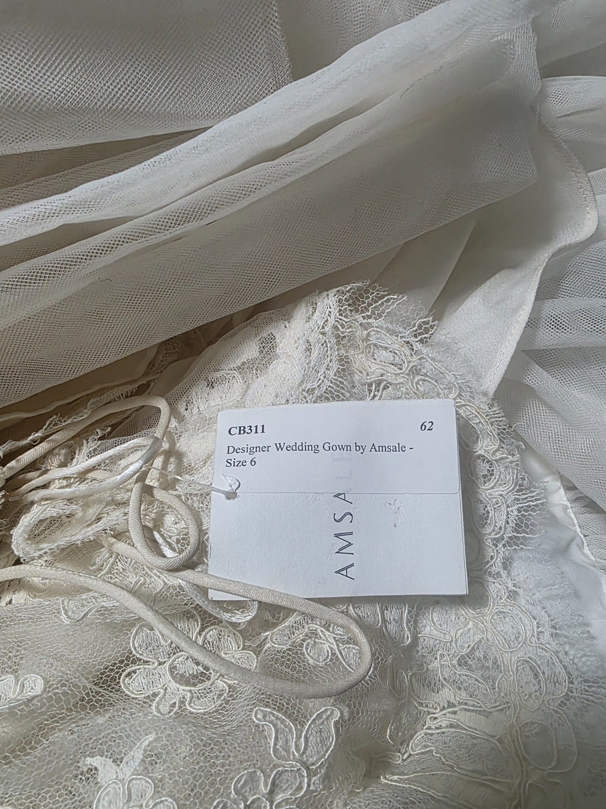 Amsale Wedding Dress Designer by Amsale size 6 Ivory Color New