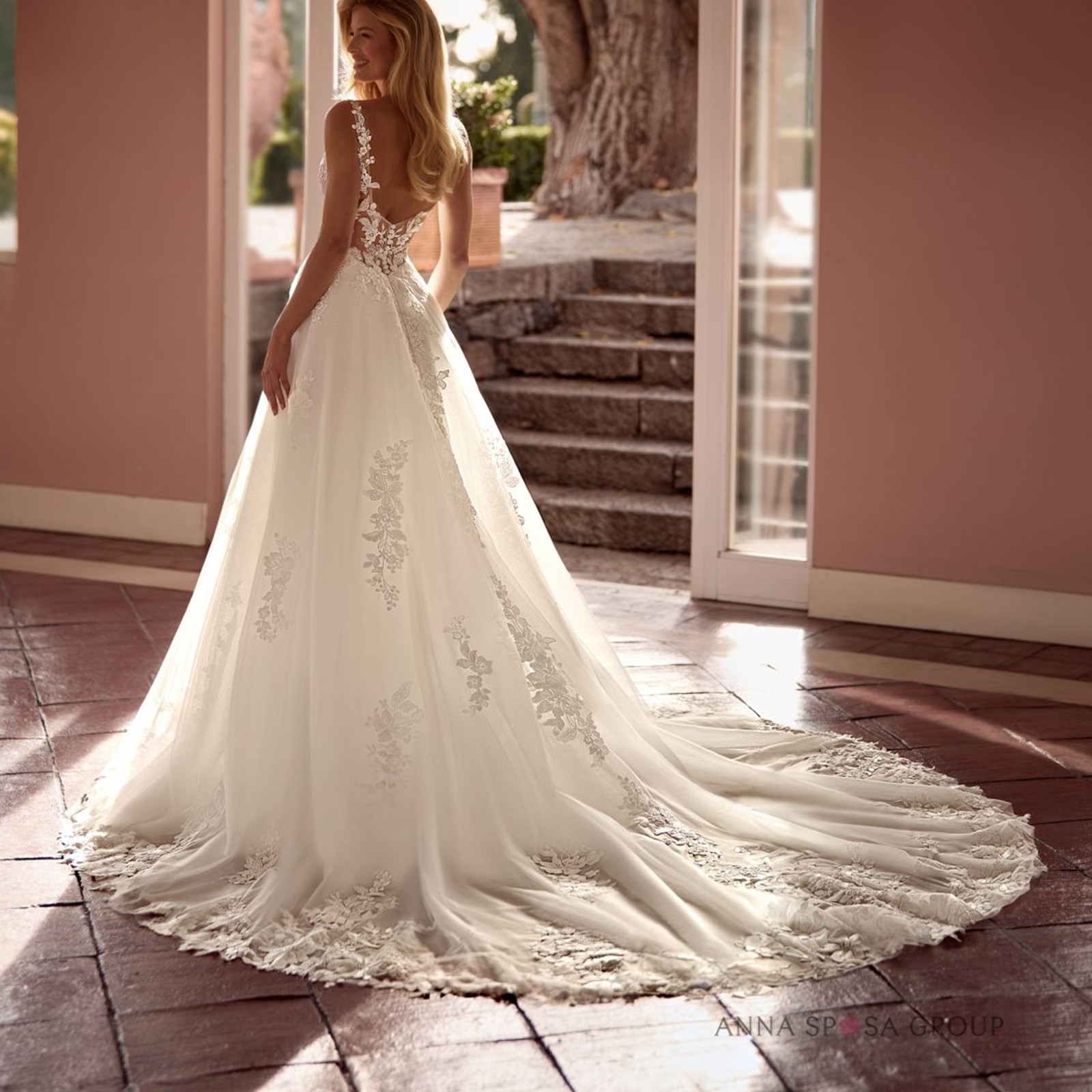 2026 glitter lace wedding dress wedding dress 32-60 straps ivory buttons N. Measurement