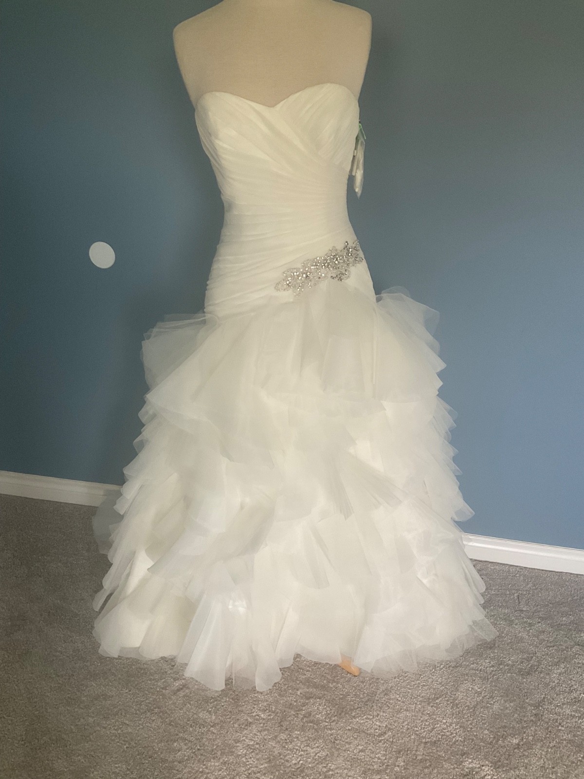Mori Lee wedding gown style #1856 in Ivory size 10 NWT