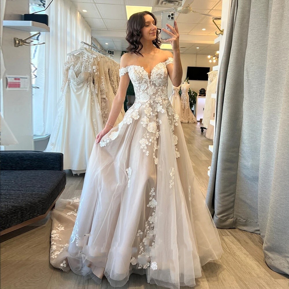 Champagne Wedding Dresses Flowers Lace Applique Off Shoulder Elegant Bridal Gown