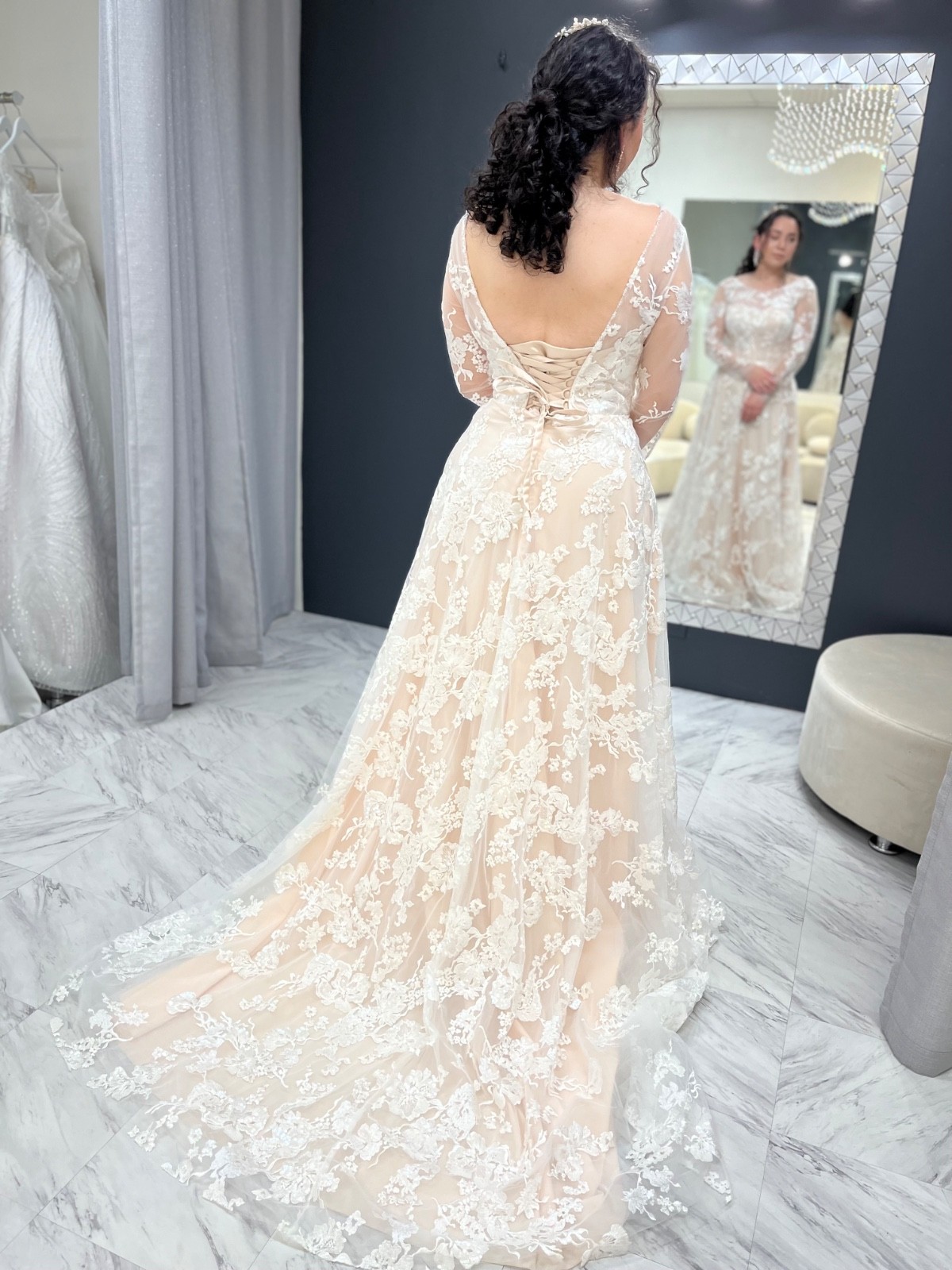Boho wedding dress nude ivory floral lace long sleeves size Medium