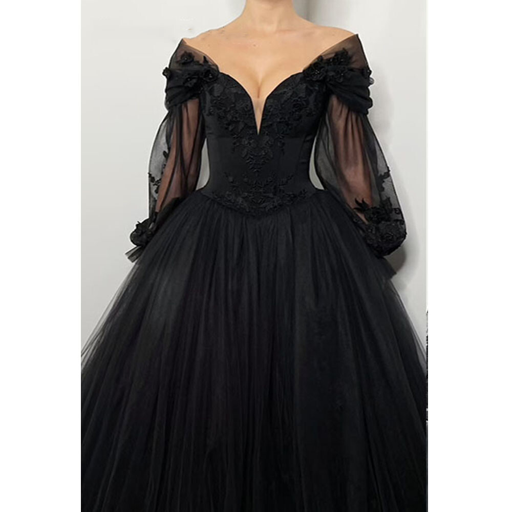 Black Wedding Dresses V Neck Lace Appliques Long Sleeves Gothic Bridal Gowns