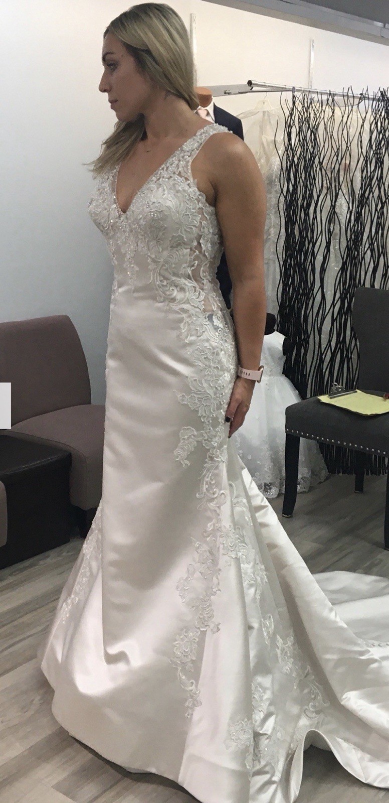 Ivory Satin Mermaid Wedding Dress Lace Beading V Neck Sleeveless Train Buttons