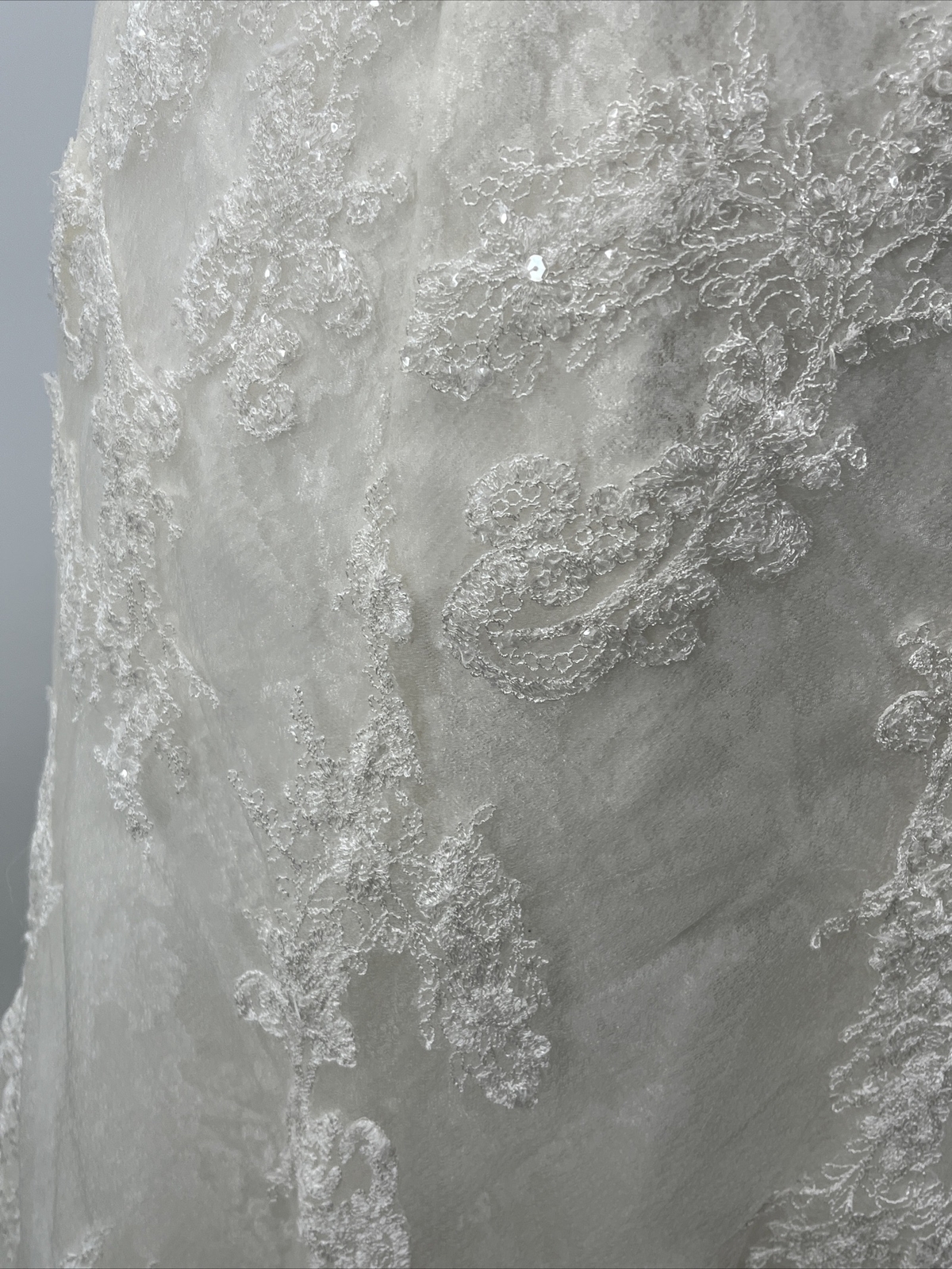 Oleg Cassini Off Shoulder Lace White Wedding Dress Petite Size 6P Style ~7CWG533