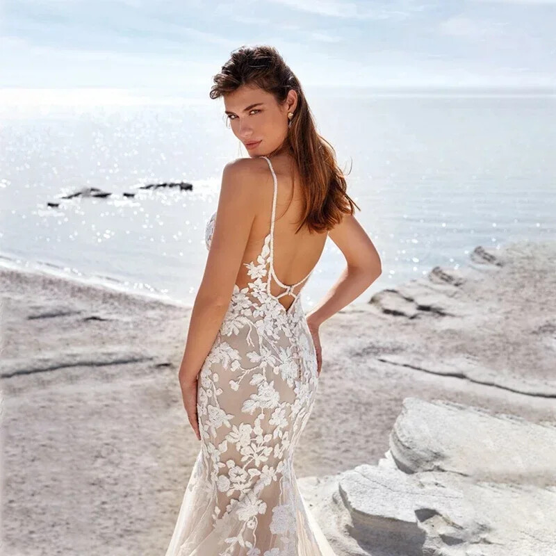 Bohemian Charming Wedding Dress Mermaid Spaghetti Straps Open Back Small Tail