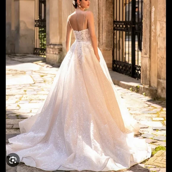 Maria Anette 5316 Elegant Sparkling Ivory White Wedding Gown With 2 Veils