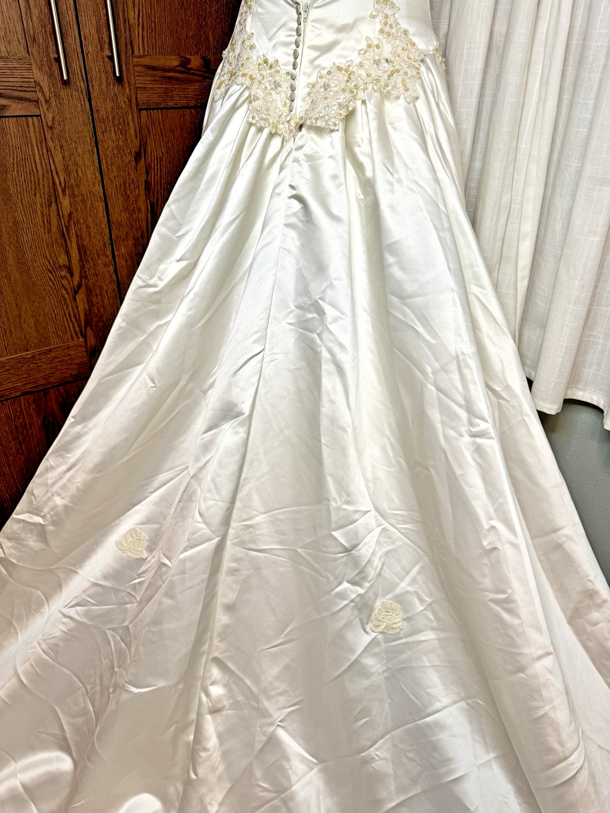 Vintage Alfred Angelo Off Shoulder Satin Wedding Dress Lace Train – Needs Repair