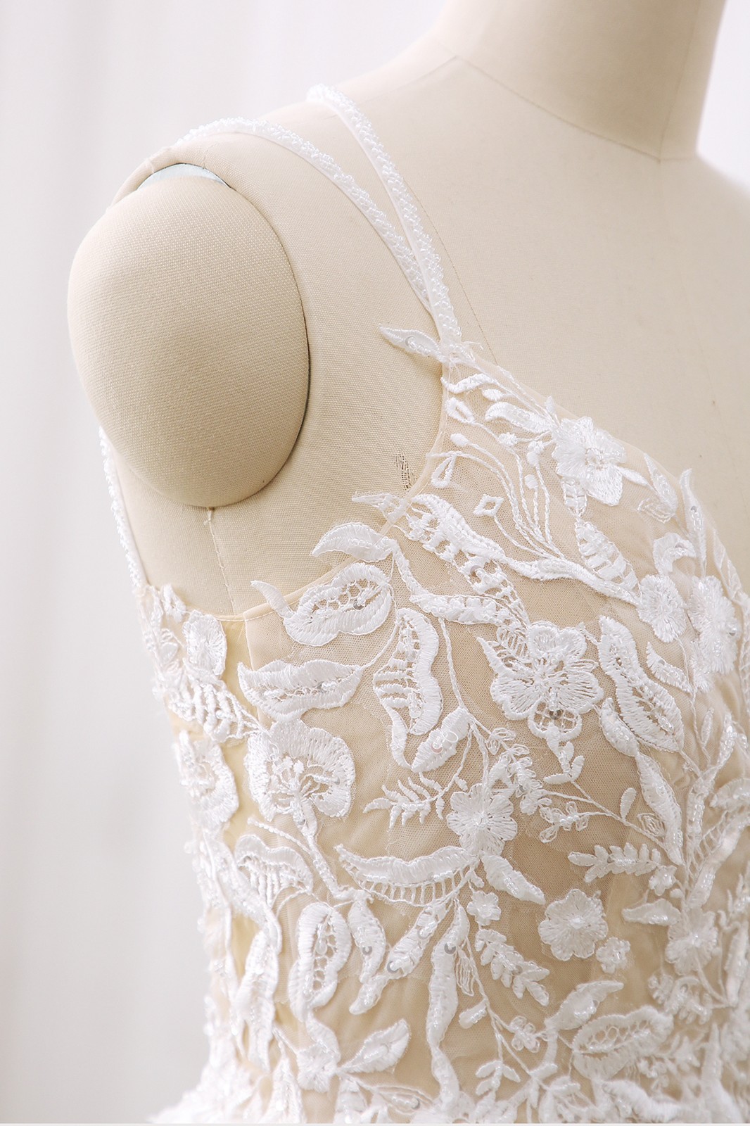 Airy glitter lace wedding dress wedding dress custom made 32-60 straps
