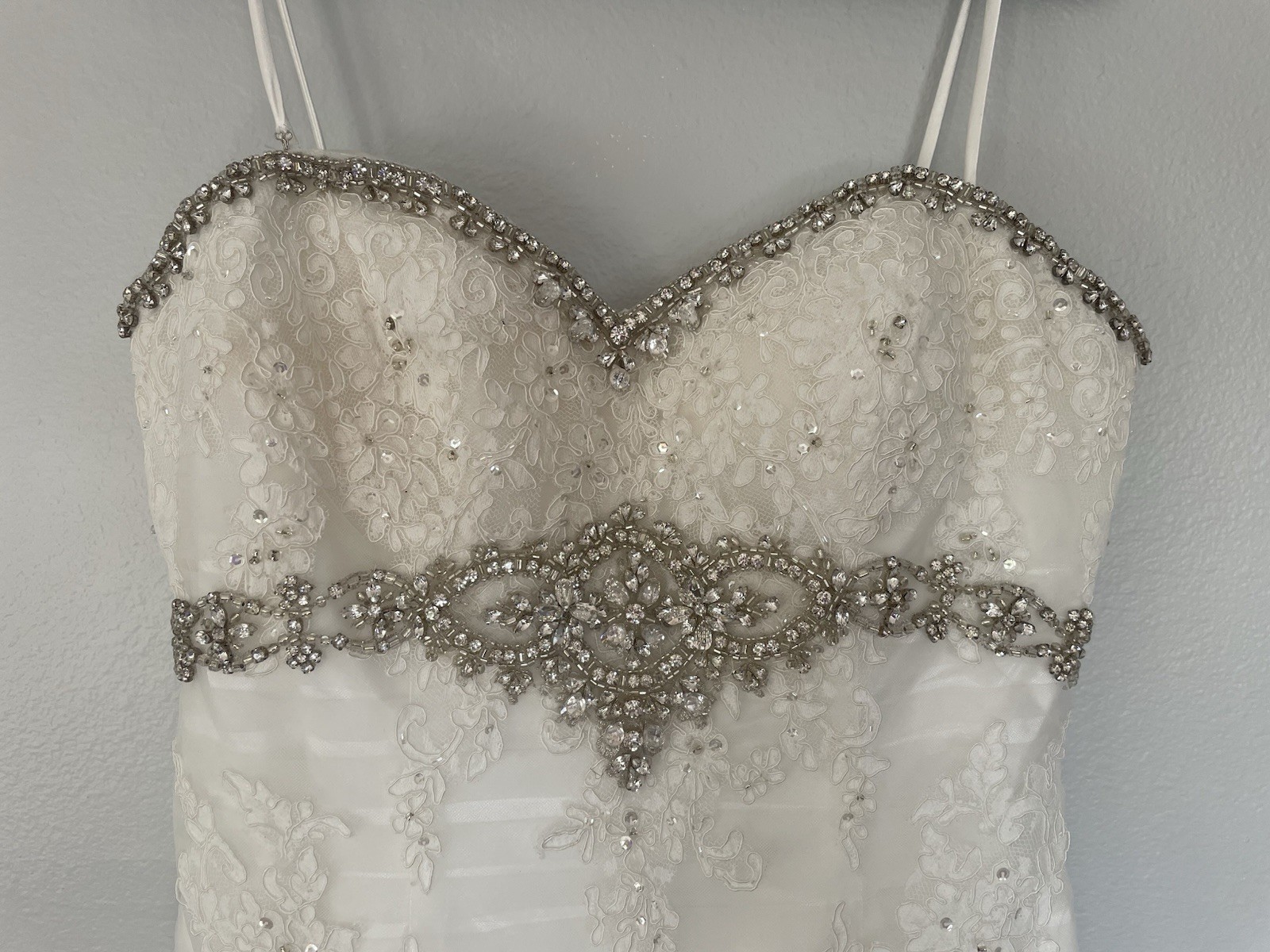 Women’s Wedding Dress Bridal Gown Sz 12 Off White NWT strapless bling sweetheart