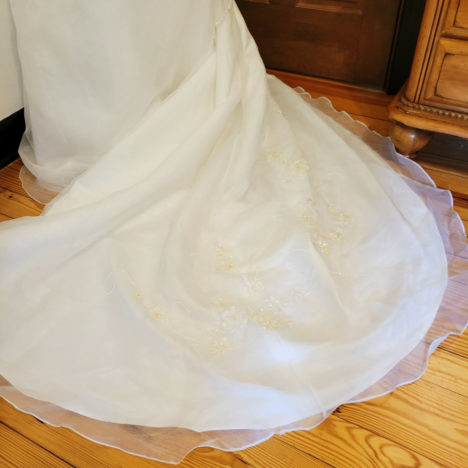 NWT Impression Ashley Jordan Bridal Gown V443 Sz 10