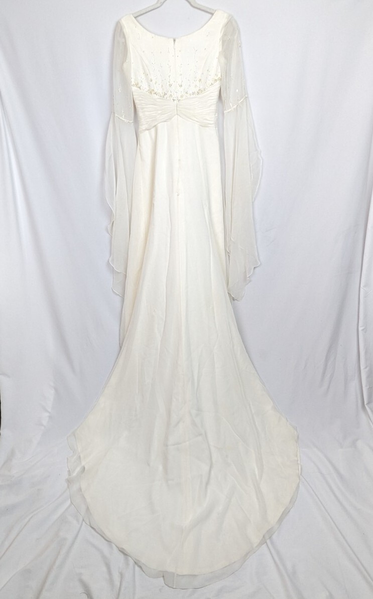 St. Patrick Sz 6 Ivory Wedding Gown Long Draped Sheer Sleeves Train Embellished