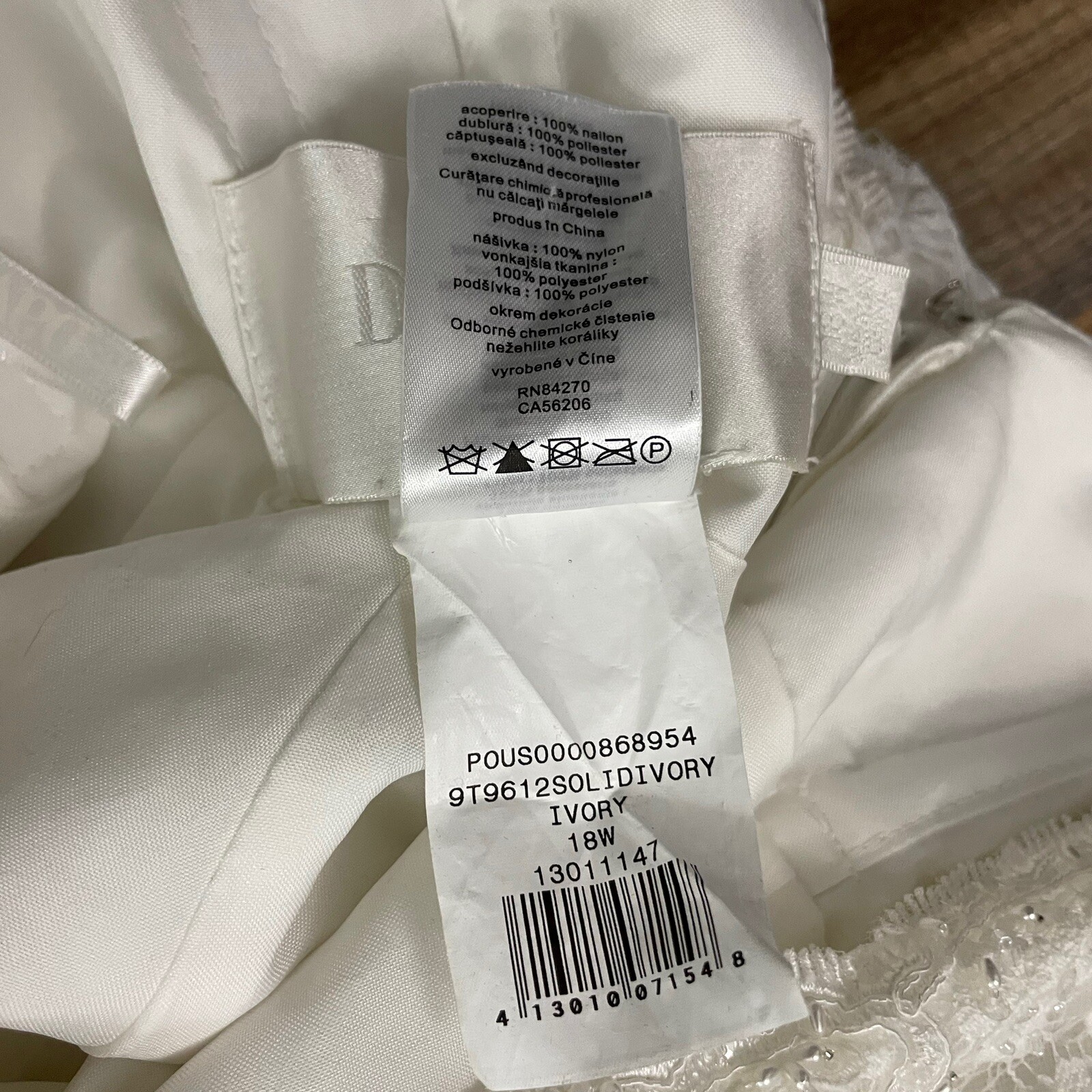 Davids Bridal Wedding Dress Size 18W Ivory Lace Beading Bustle Buttons T9612