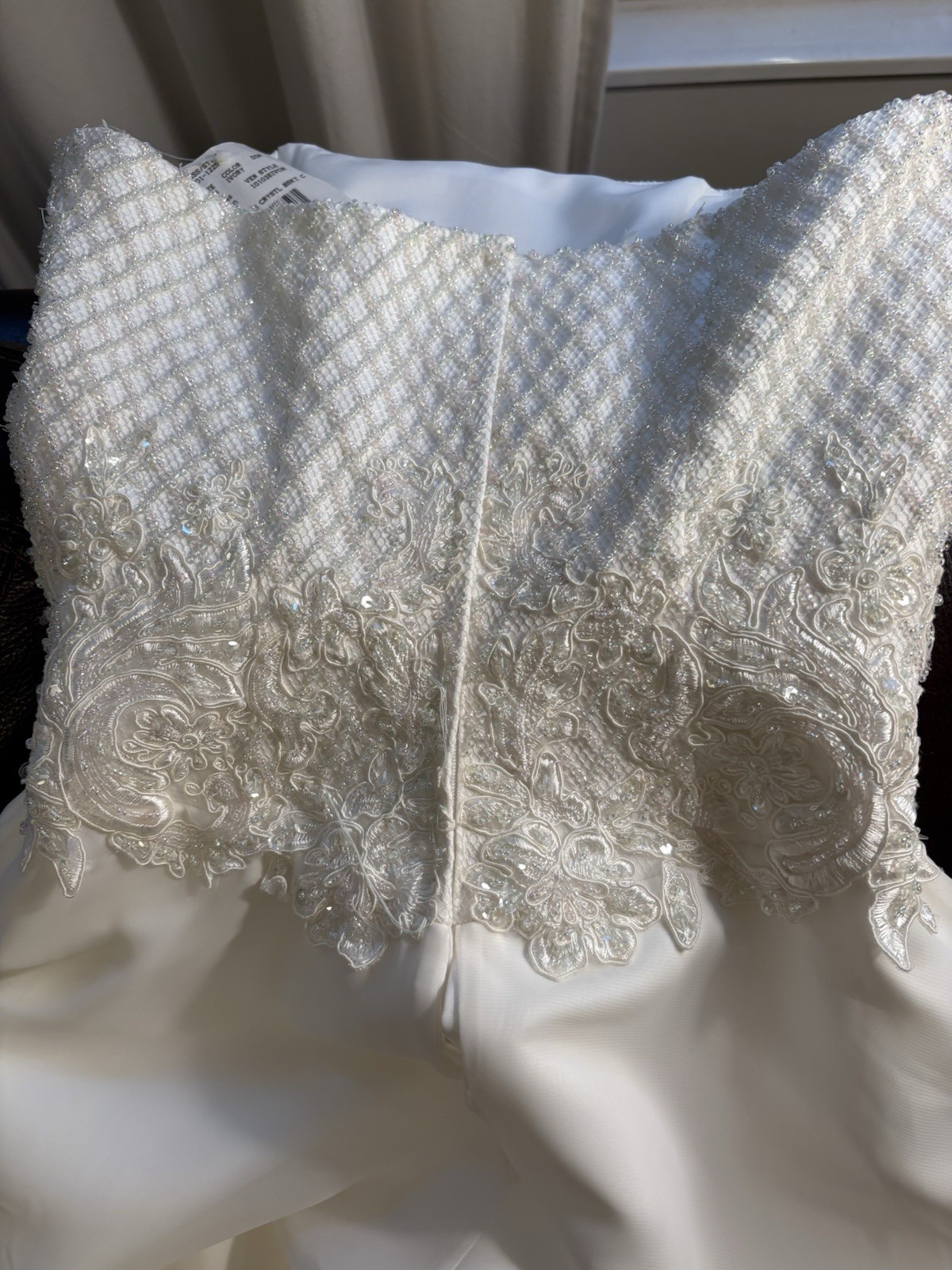 Stunning Bridal Gown W Beautiful Beaded Bodice, Strapless/never Worn Style, S 6