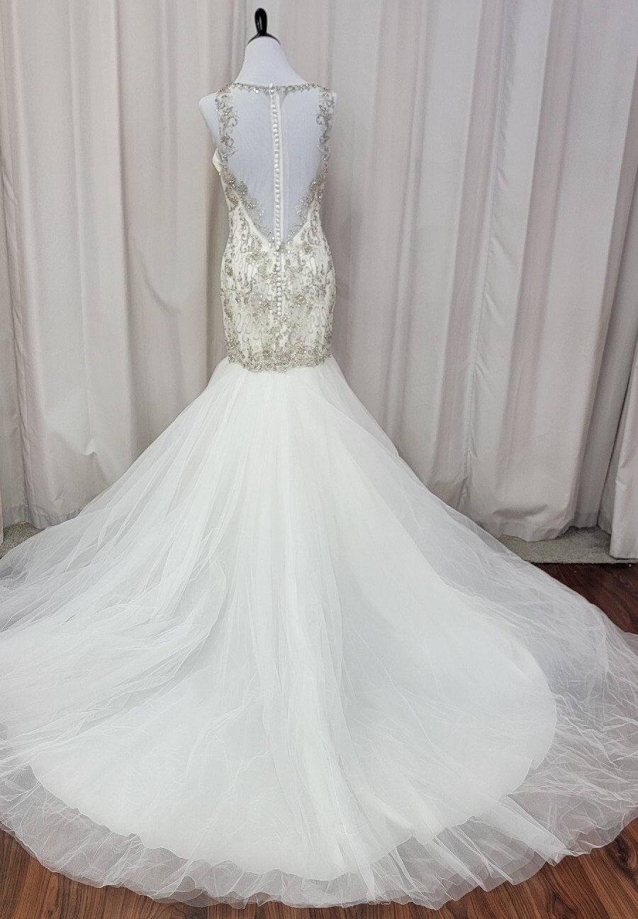 Mary’s Bridal D8101 Dress Mermaid Crystal Beaded Embroidered Bodice Tulle Skirt