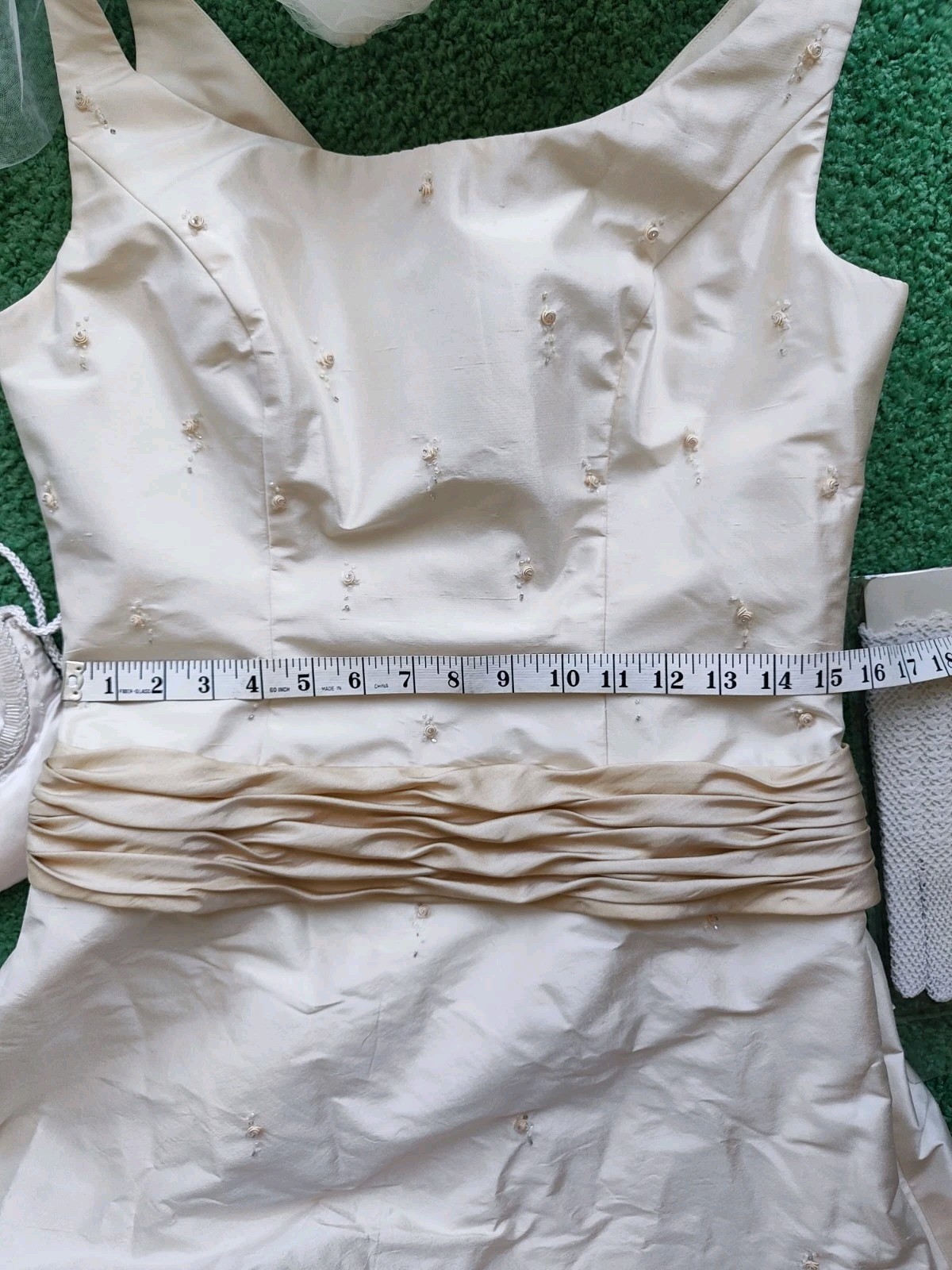 New Wedding Dress Gown M Veil Purse Gloves Long Train Ivory Cream Beaded Corset