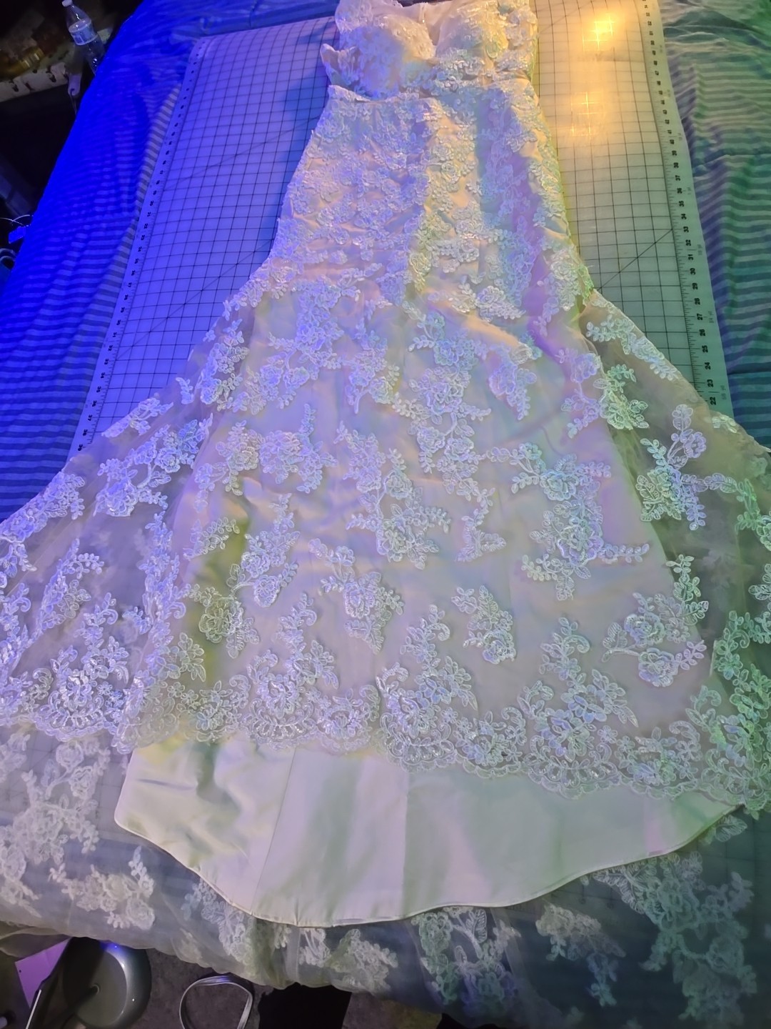 Vainx Peach Lace Sleeveless Wedding Gown Pearl Buttons Down The Back Zipper XL