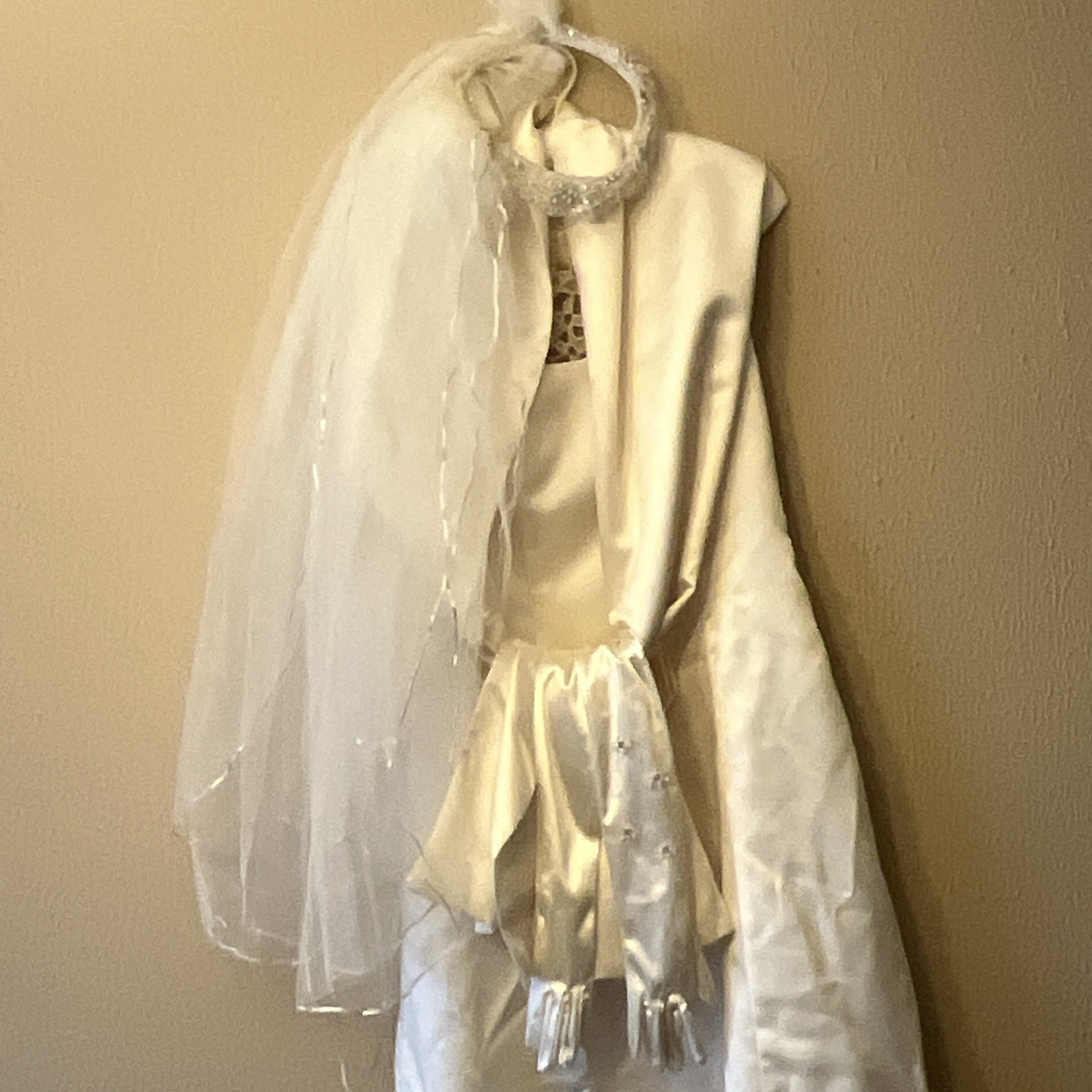 Ivory Beaded High Neck Sleeveless A-Line Full-Length Wedding Dress w/Veil