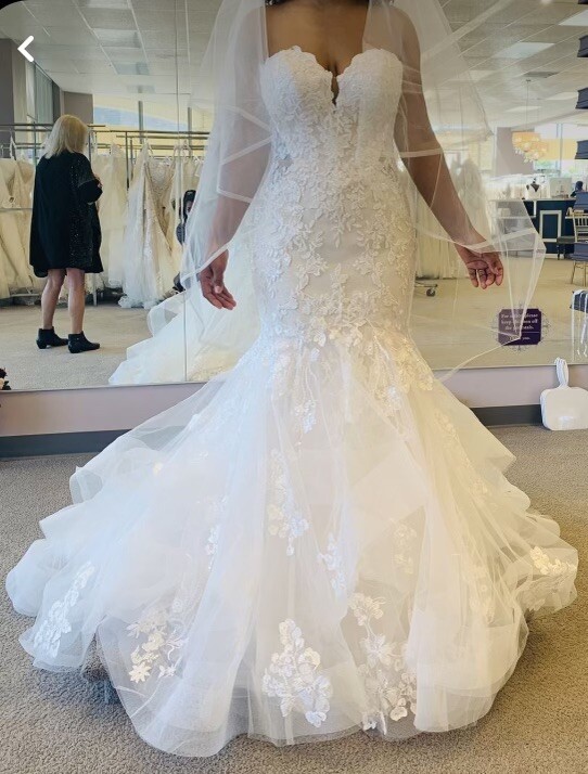 Essence Of Australia All Who Wander Wedding Dress D2908 Rare Discon Sz 12