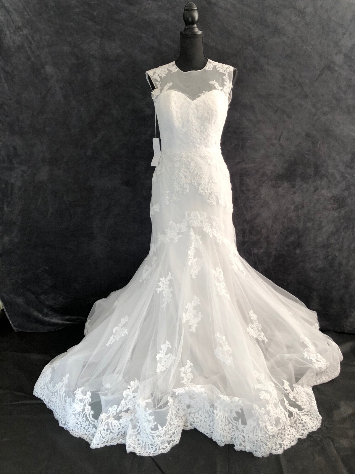 BERKETEX LACE WEDDING DRESS – SIZE 4 6 8 BRIDAL BALL , CONDITION NEW RRP £999