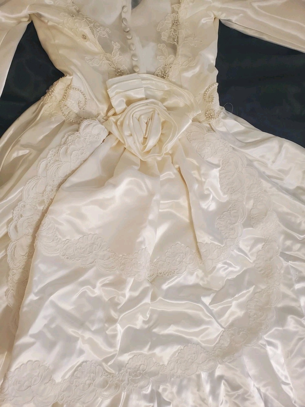 Vintage 80s Wedding Dress Sz Medium (12P?) Acetate Satin Long Sleeve High Neck