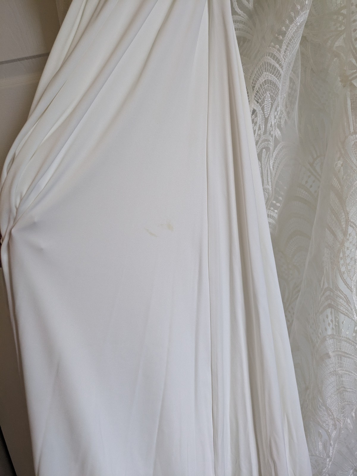 Jessica L’Amour Calla Blanche Wedding Dress – Size 2 Lace Beading Train Art Deco
