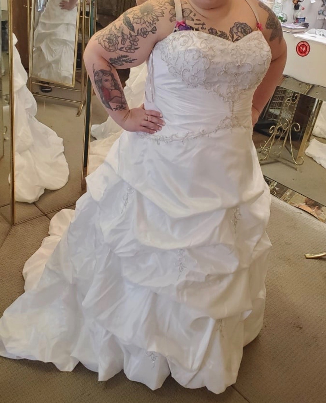 David’s bridal wedding dress size 24 sweetheart ball gown