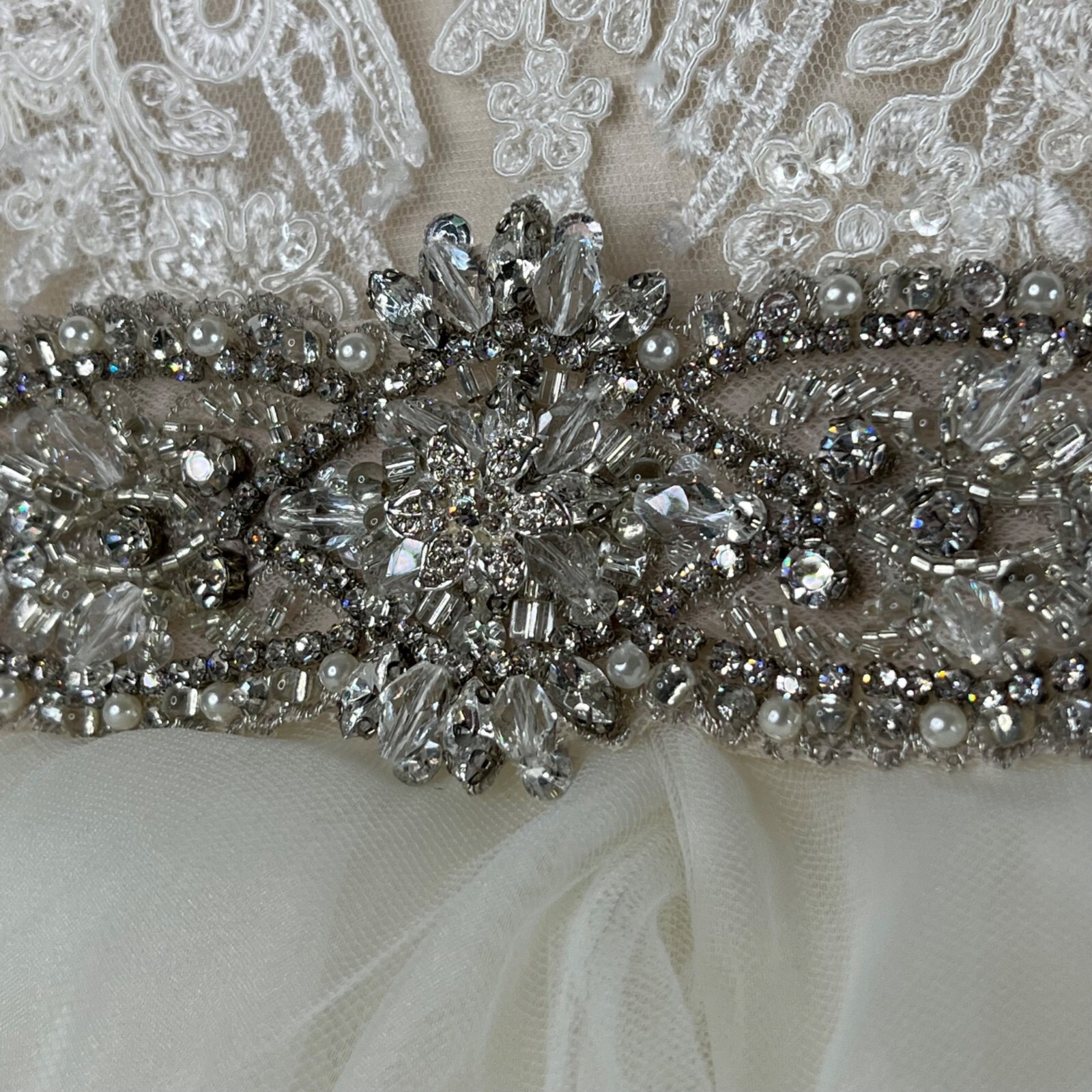 Morilee Madeline Gardner Beaded Strapless Lace Ruffled Wedding Ballgown US 10