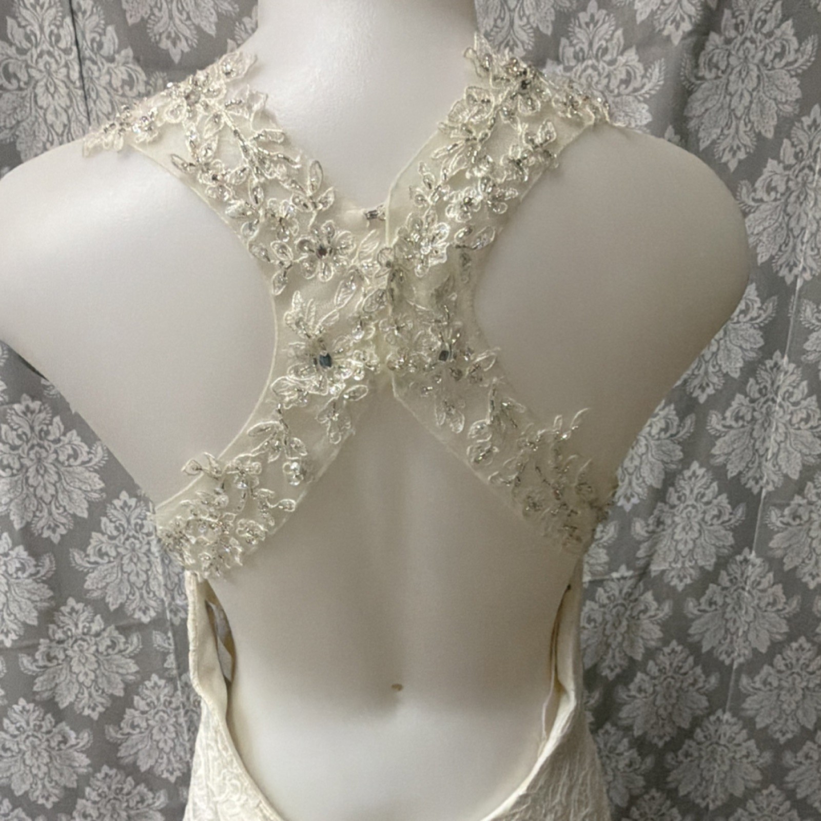 Mary’s Ivory Lace Beaded Sleeveless Mermaid Wedding Dress V Neck Size 10 Lot#9