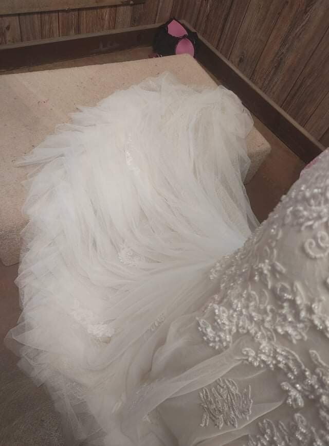wedding dresses 6934