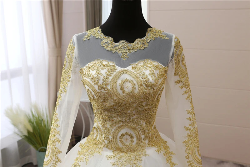 Muslim Golden Wedding Dress Round Neck Long Sleeve Lace Decal Bridal Dress