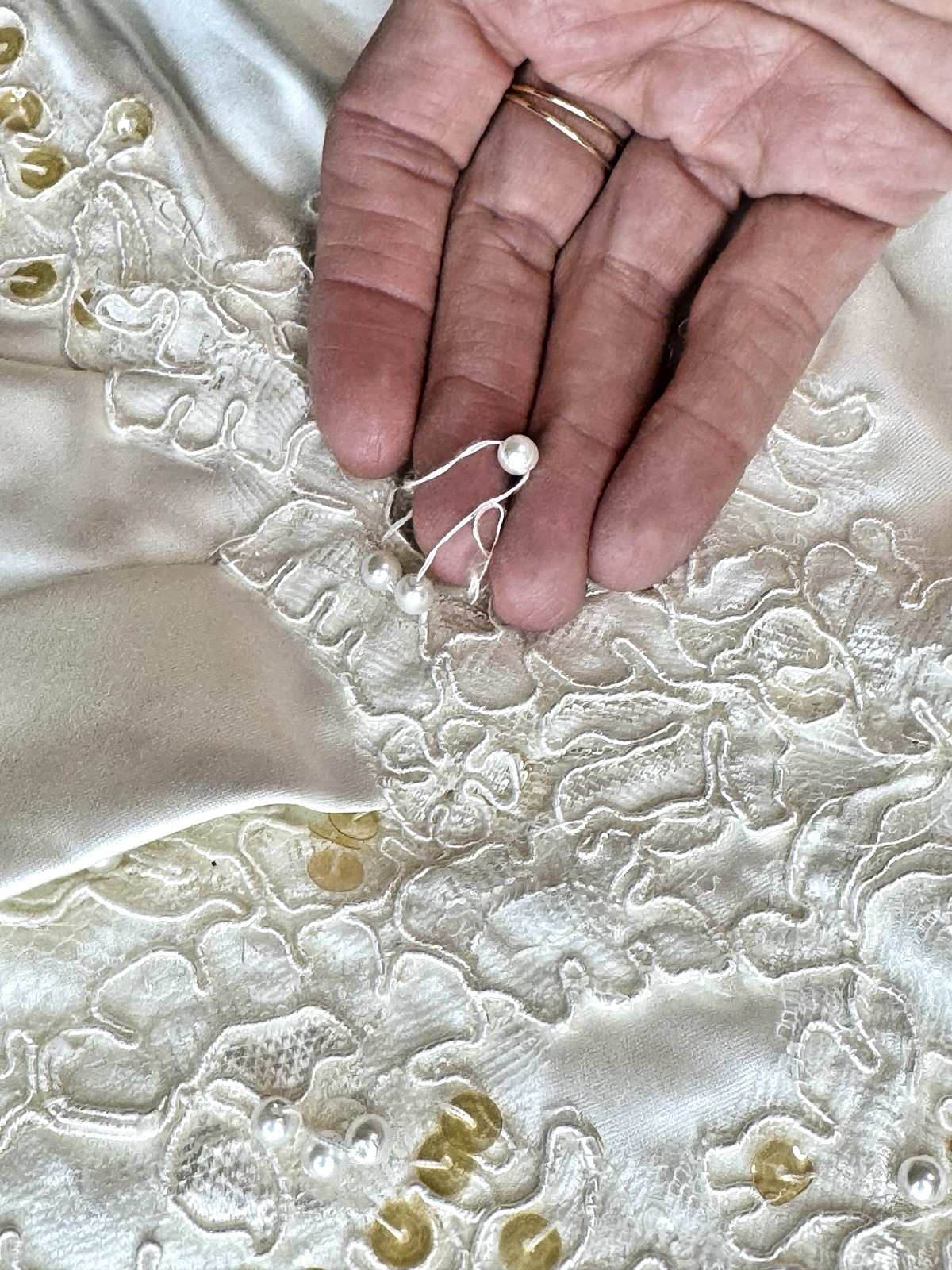 Vintage Alfred Angelo Off Shoulder Satin Wedding Dress Lace Train – Needs Repair