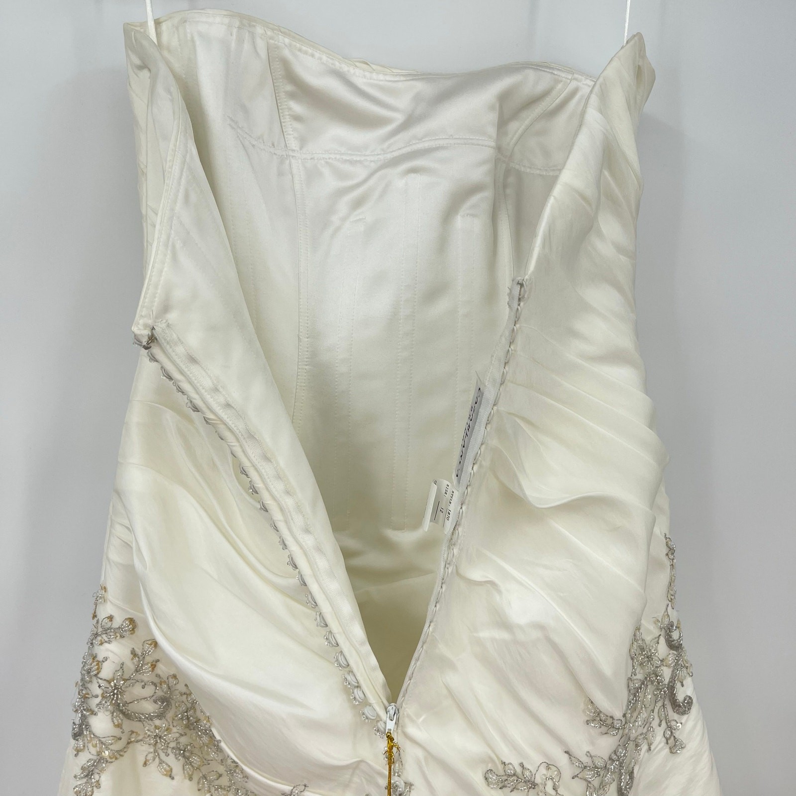 Casablanca Bridal | NWT Strapless Beaded Wedding Dress 1870 Size 12