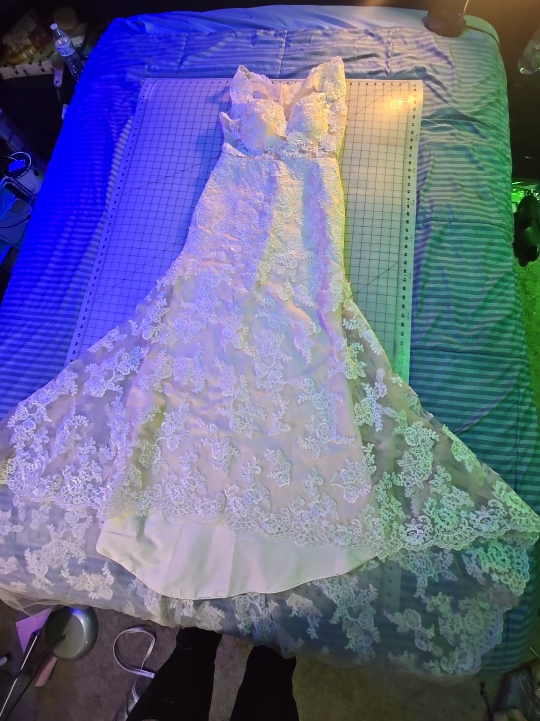 Vainx Peach Lace Sleeveless Wedding Gown Pearl Buttons Down The Back Zipper XL