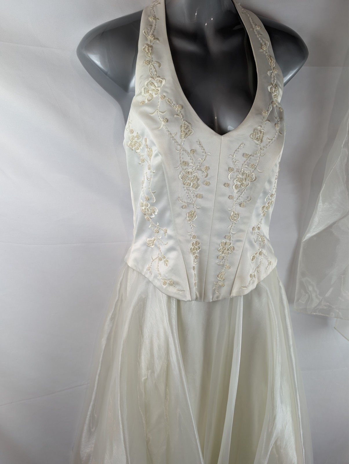 Rebecca Ivory Halter-Neck Intricate Beaded Bodice Floral Embroidery Size Medium