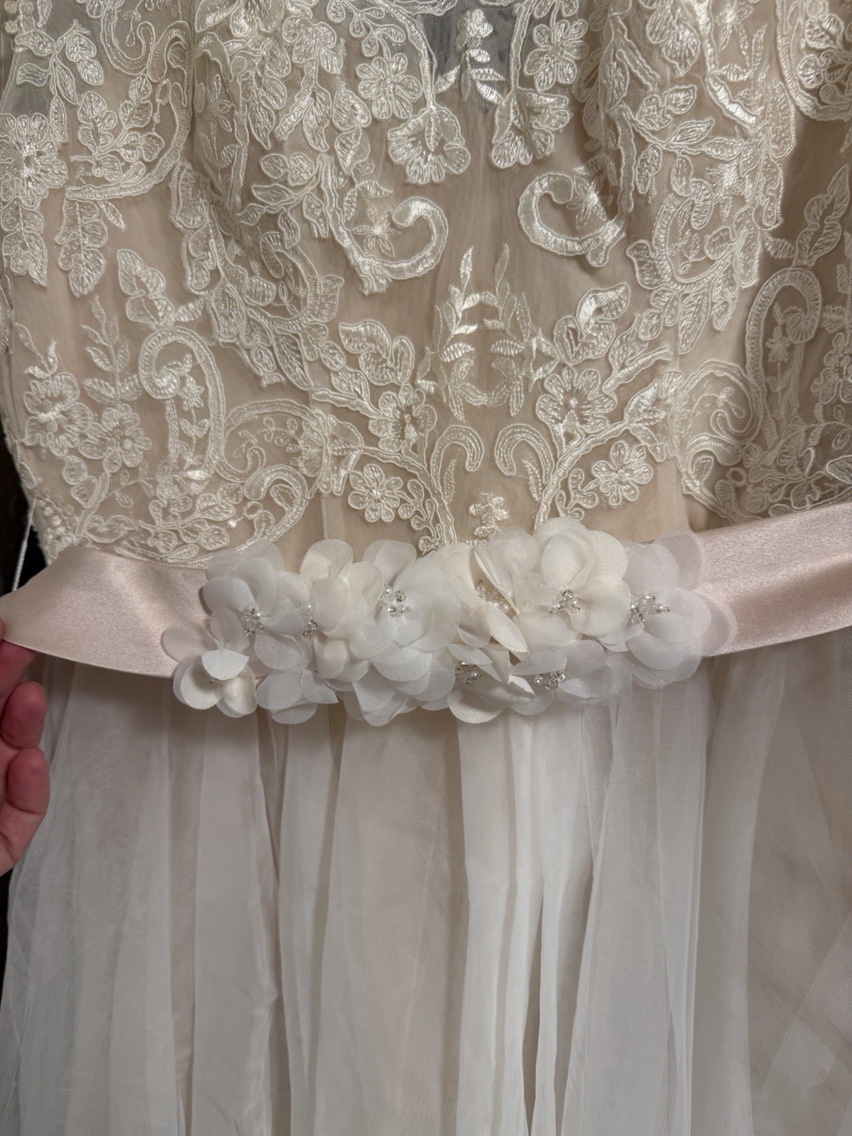 Azazie Wedding Dress Gown Tulle Size 6 Nude/blush Pink
