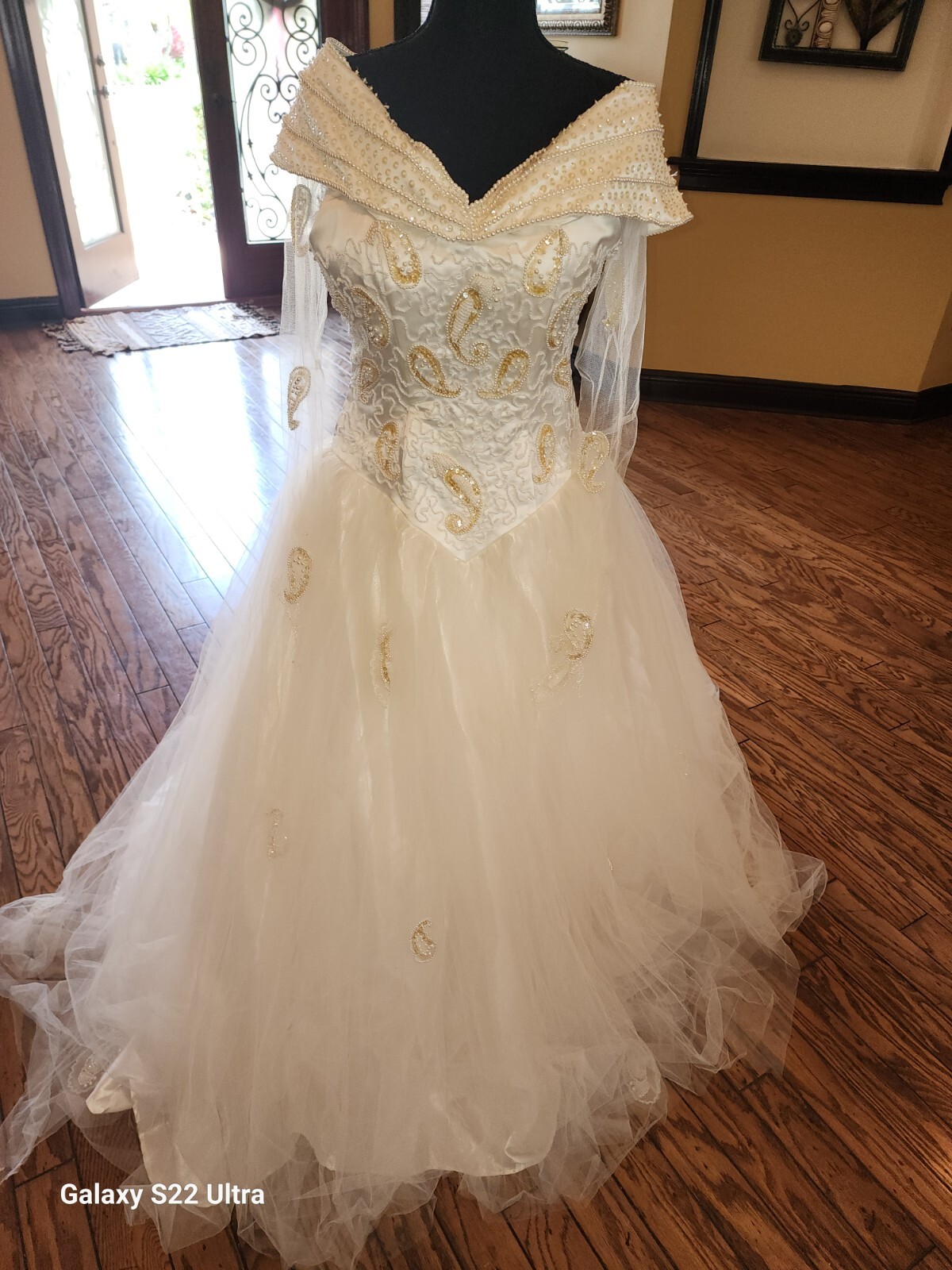 wedding dress