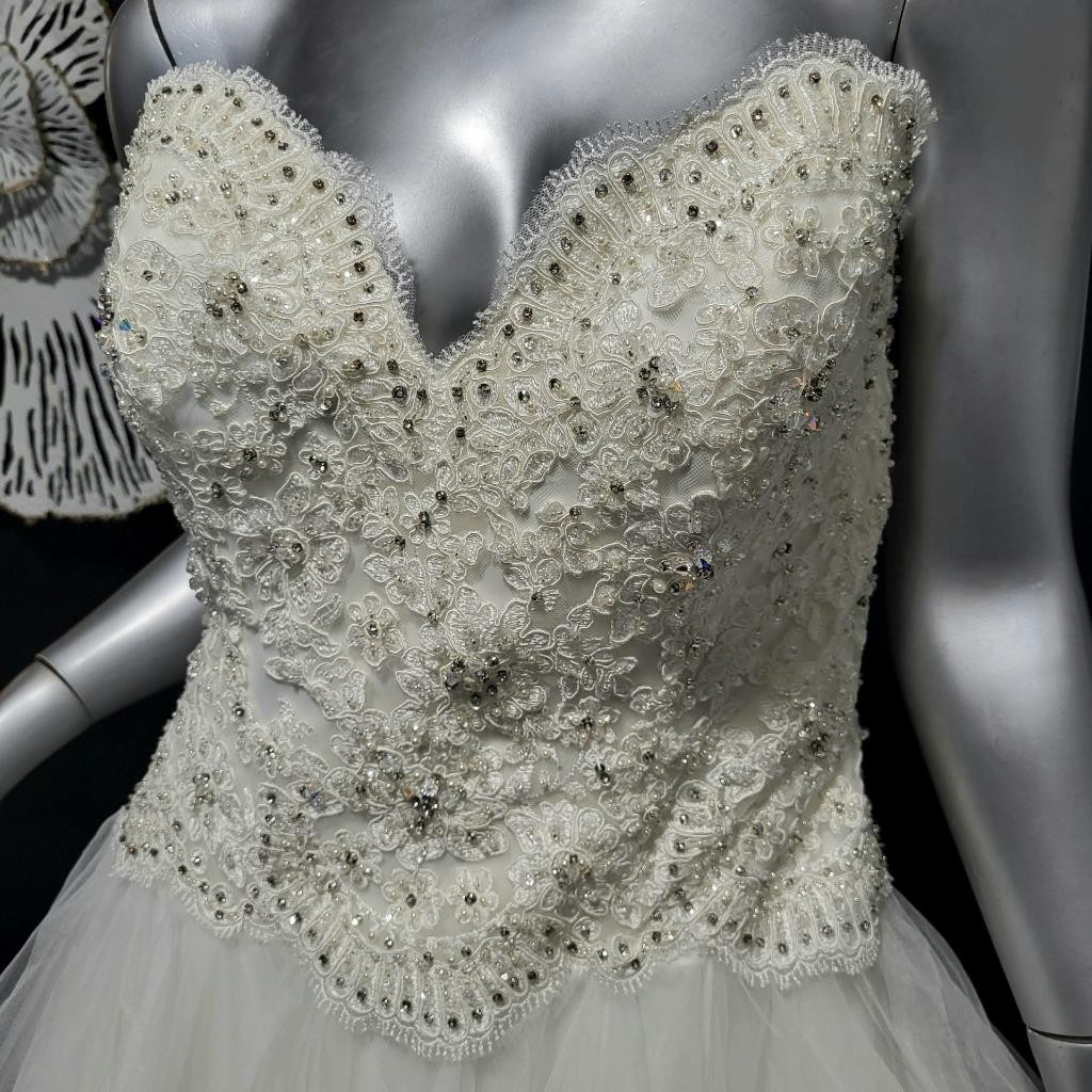 NWT~$2250~MORILEE~6/8~IVORY EMBELLISHED STRAPLESS FIT & FLARE WEDDING DRESS