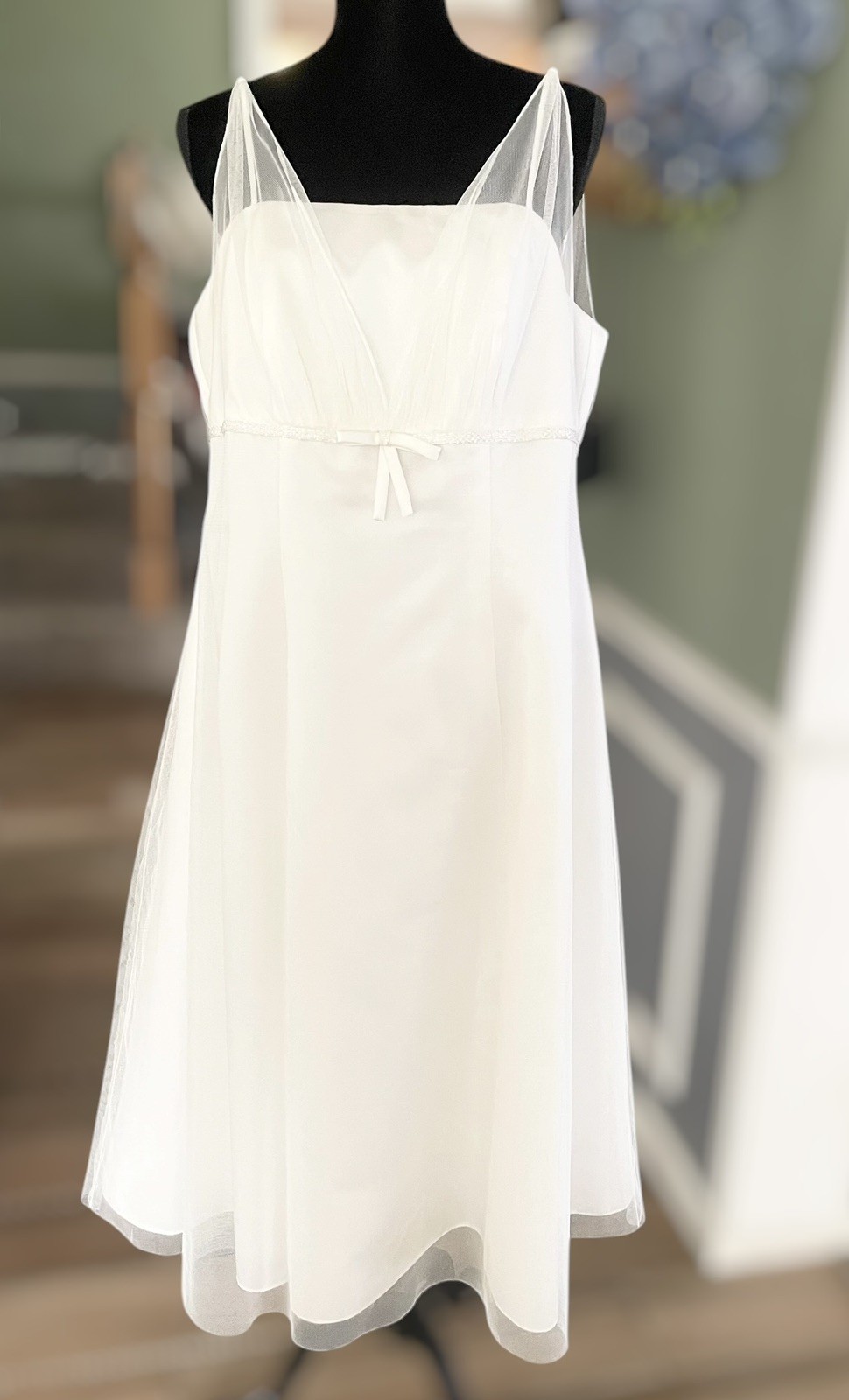 David’s Bridal Tulle Tea-Length Ivory Wedding dress gown plus women’s 18W midi