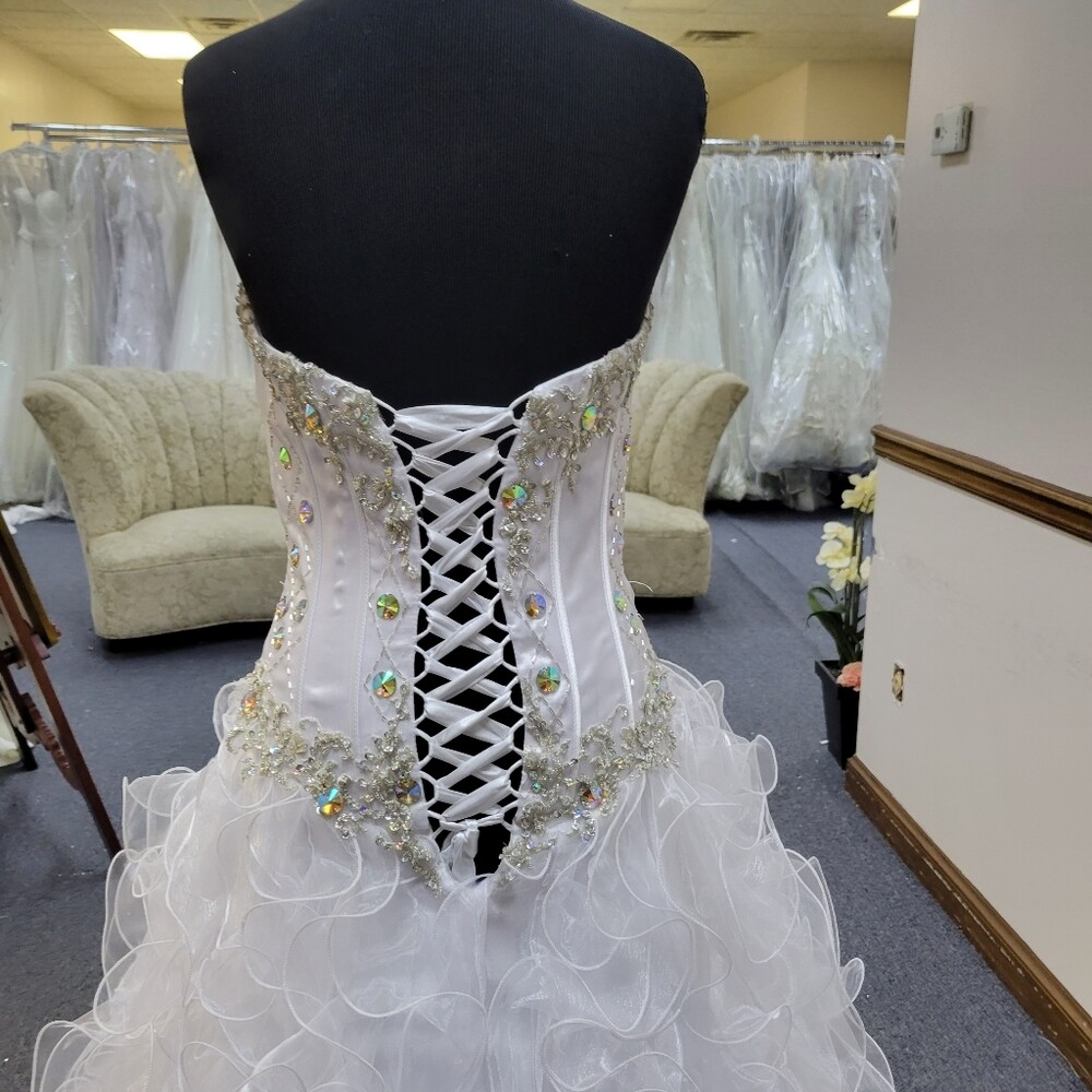 NEW KARISHMA WHITE FULL BALLGOWN DRESS 6 BRIDAL SHOP SALE ORIG $699 2129