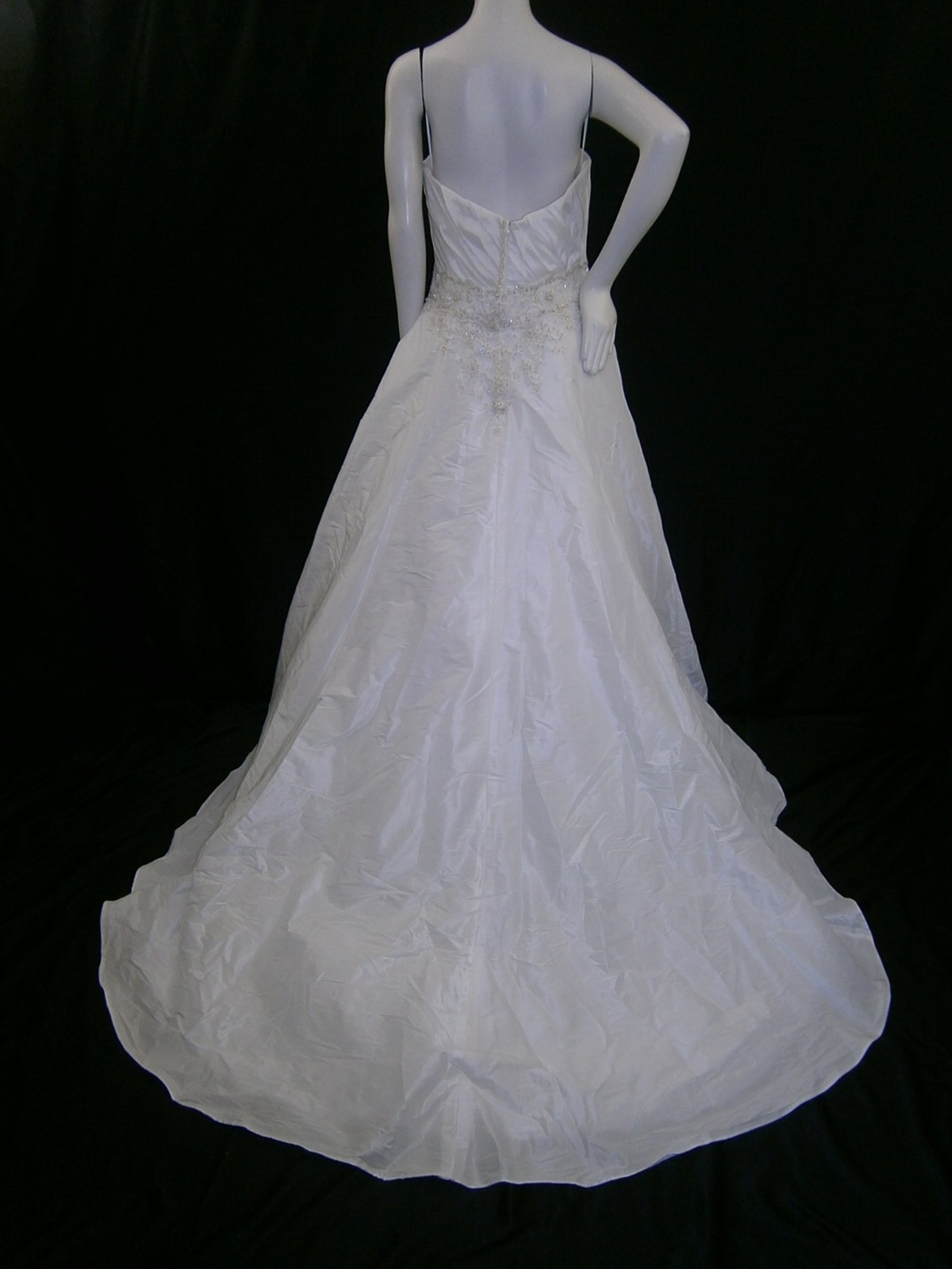 Casablanca Sample Wedding Dress Gown 14-16 Ivory Satin Taffeta Beaded Elegant