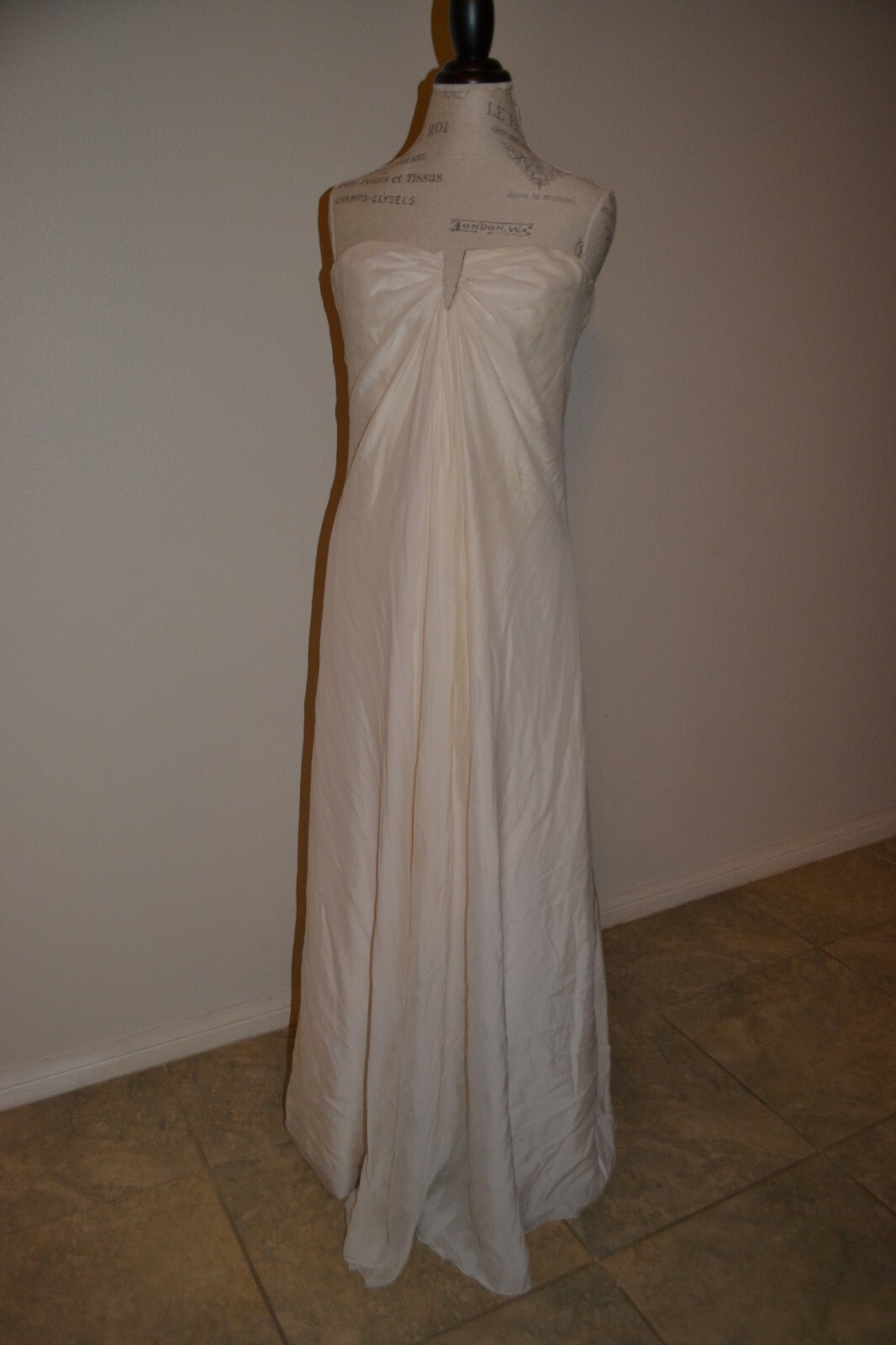 Nicole Miller silk chiffon strapless beach wedding gown size 6