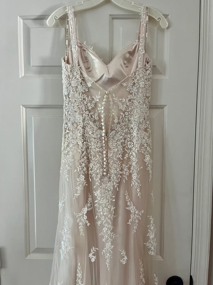 NEW Maggie Sottero Nola Wedding Dress w/ Tags – Size 6 – Ivory Champagne
