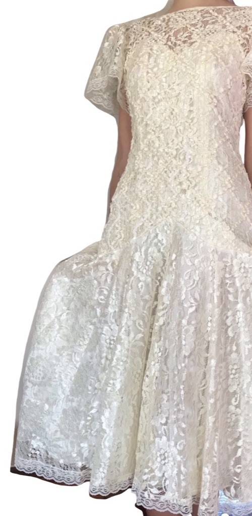 VTG Wedding Dress Sz 11/12 Lace Ivory Drop Waist Tea Length Flutter Sleeve READ