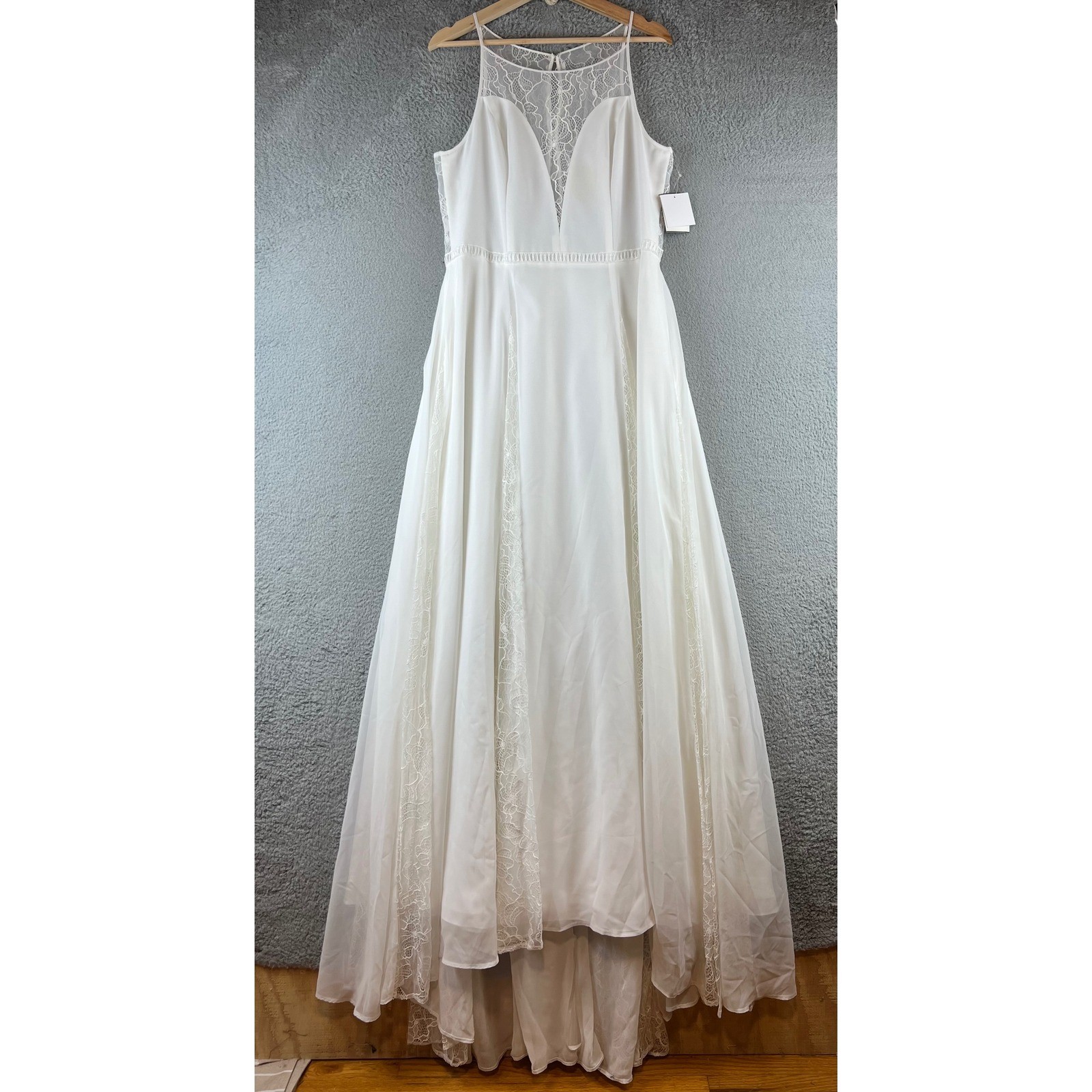 New DB Studio High Neck A-Line Wedding Dress Soft White Lace Size 14