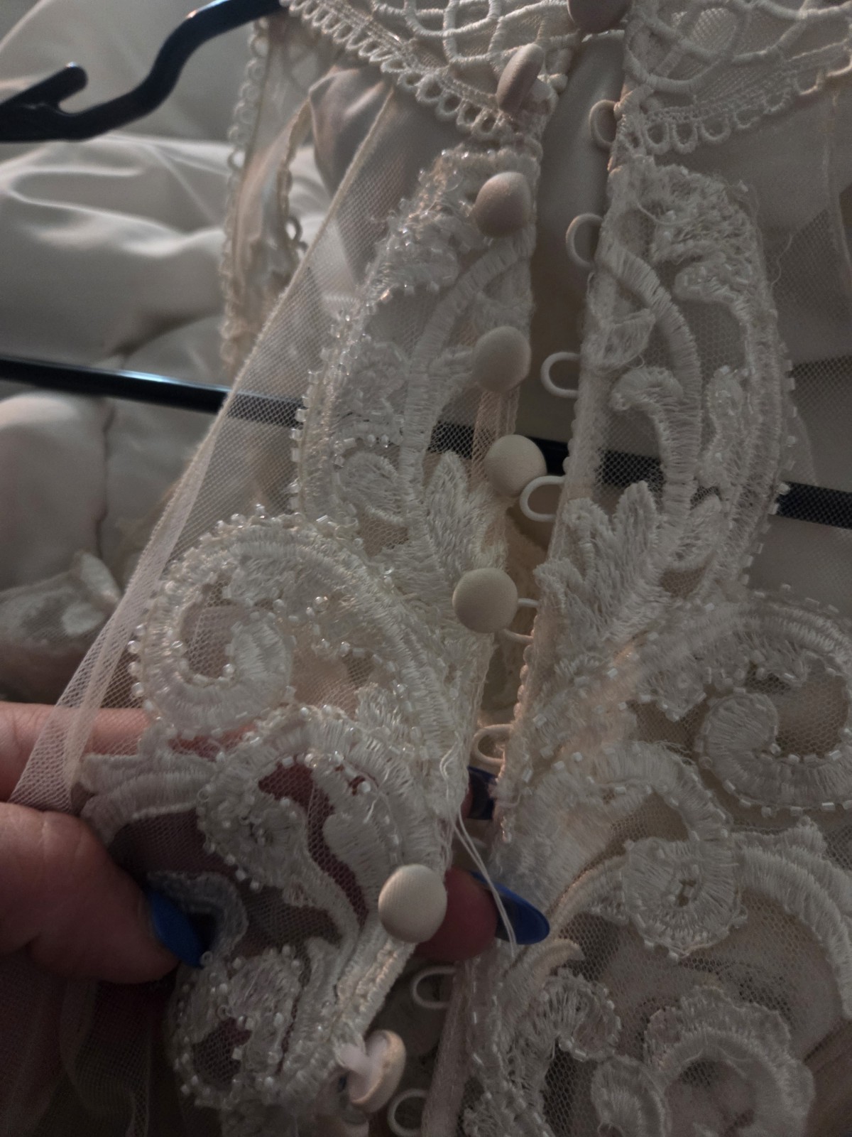 Allure Bridals Lace Wedding Dress Size 8